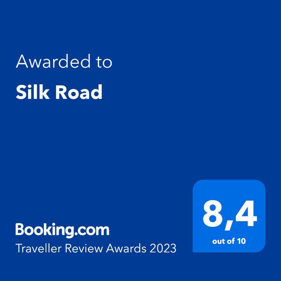 Silk Road Hostal Venecia